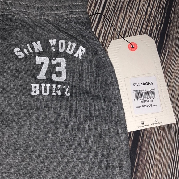 🆕 BILLABONG Sun Your Bunz' Shorts NWT - Picture 7 of 8